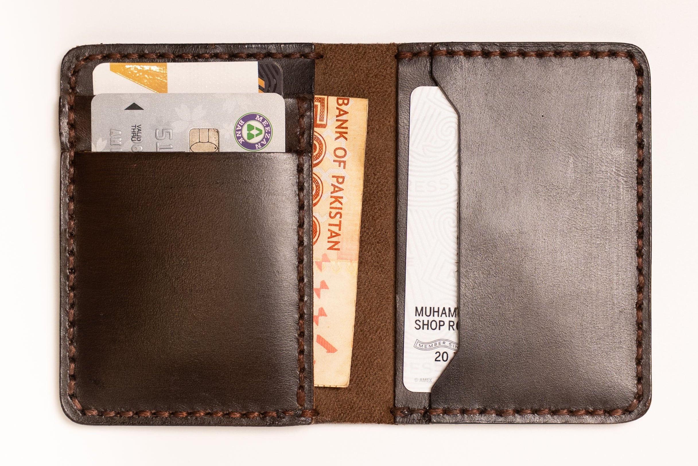 ROYAL Minimalist Leather Card Holder - Brown.