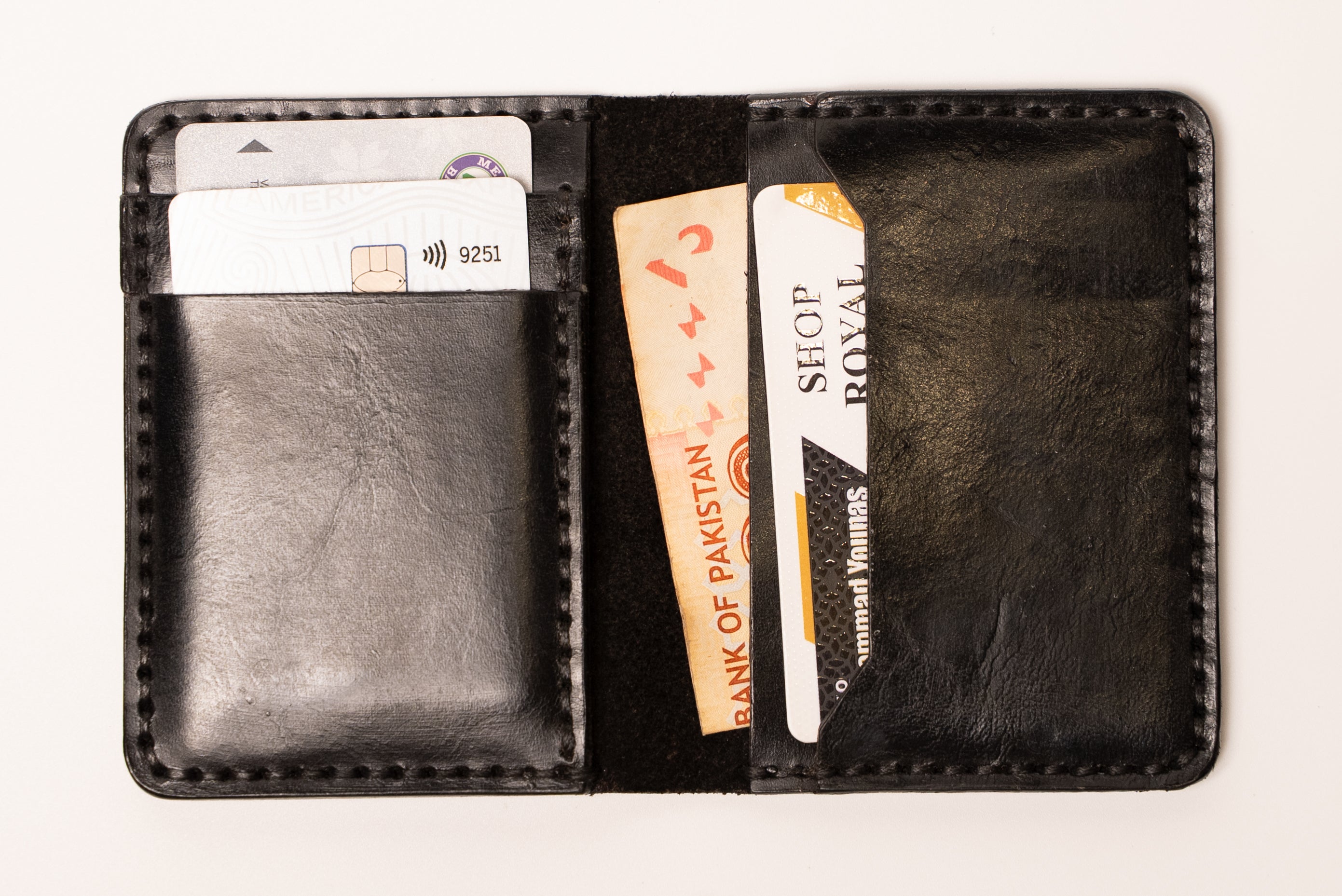 ROYAL Minimalist Leather Cardholder – Black.