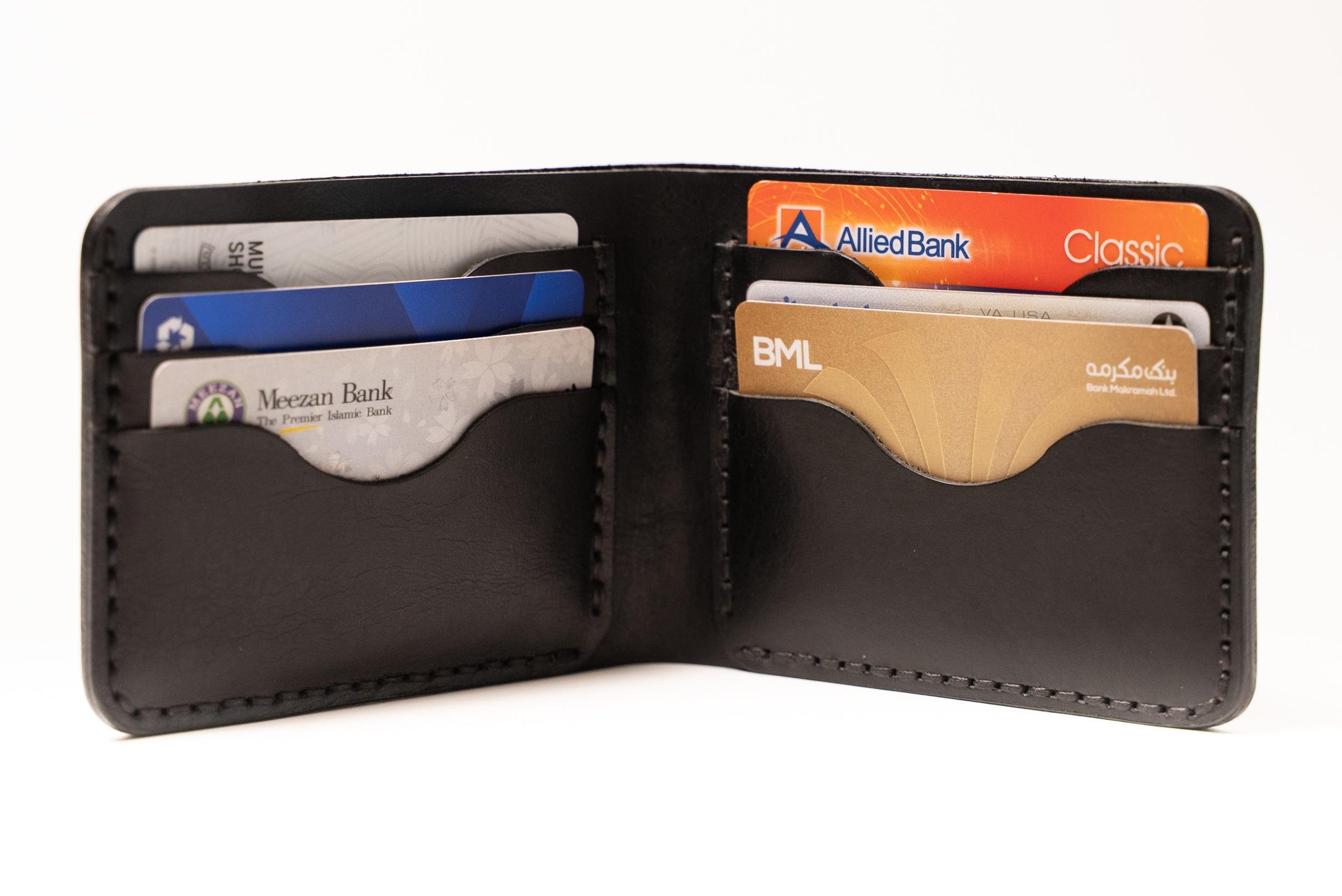 ROYAL Classic Bi-Fold Leather Wallet – Black.